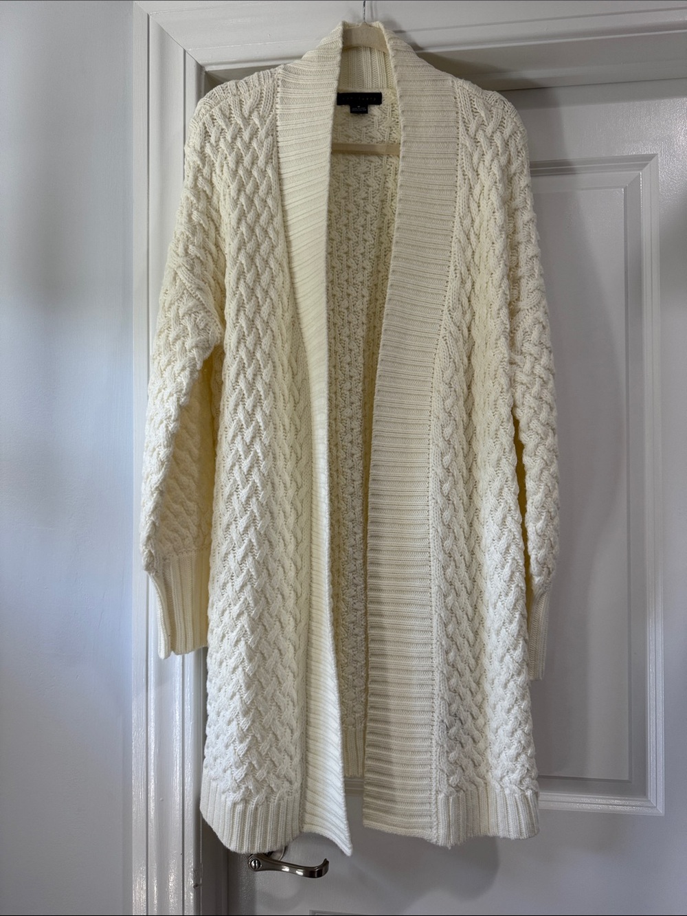 Sanctuary cream cardigan size medium